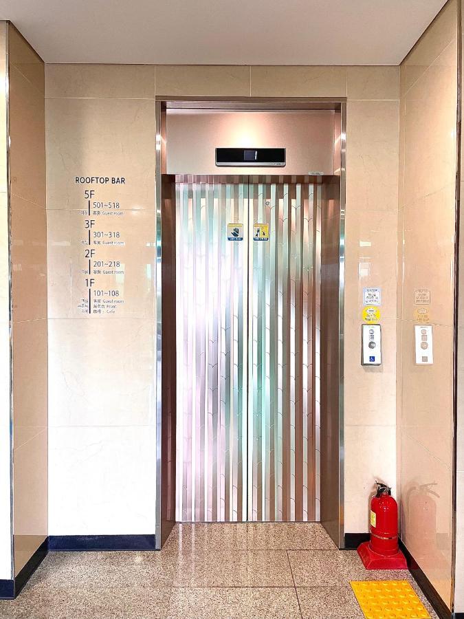 Nice Hotel Jeju Exterior photo